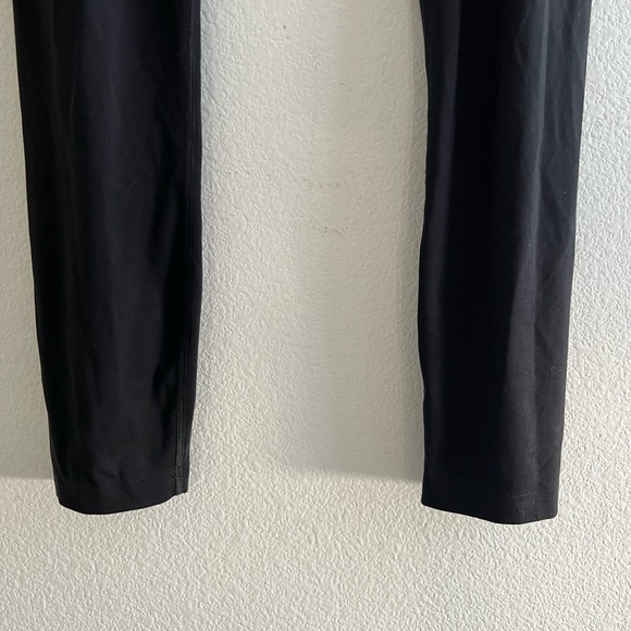 Gymshark Black Leggings - Picture 3 of 8
